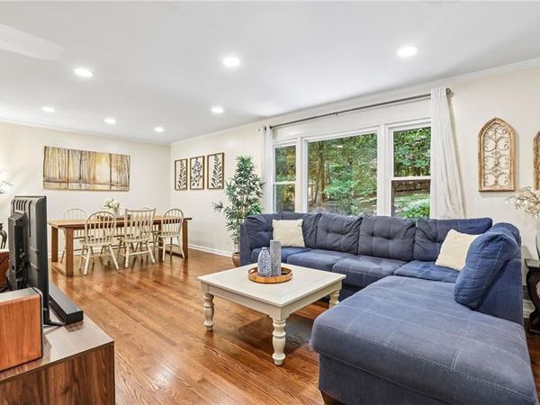 4372 Ashwoody Trail NE, Atlanta, GA 30319
