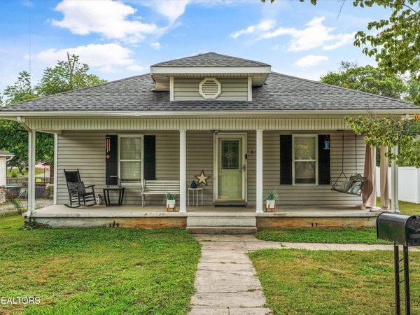 616 Mitchell Drive, Knoxville, TN 37912