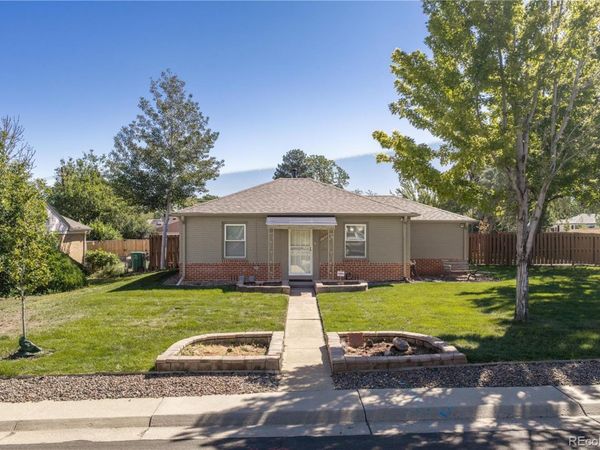 2600 Olive Street, Denver, CO 80207