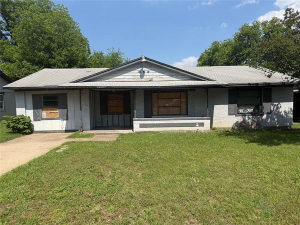 7014 Brierfield Drive , Dallas, TX 75232