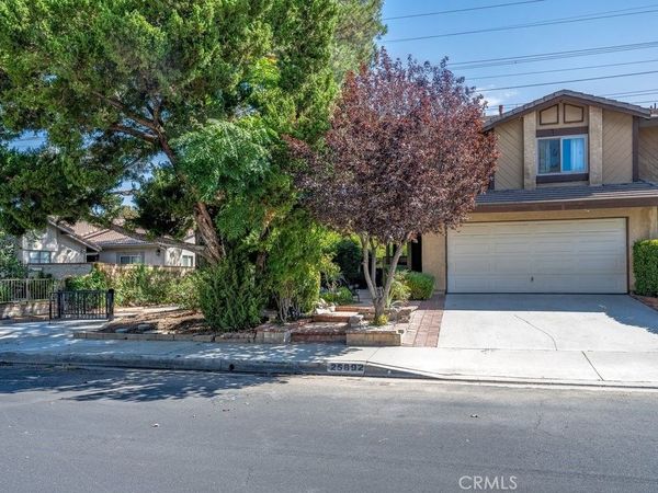 25892 Estaban, Valencia, CA 91355