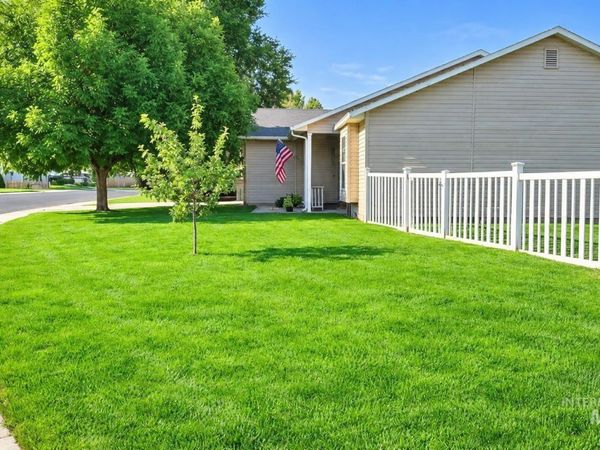 544 Knights Circle, Nampa, ID 83687