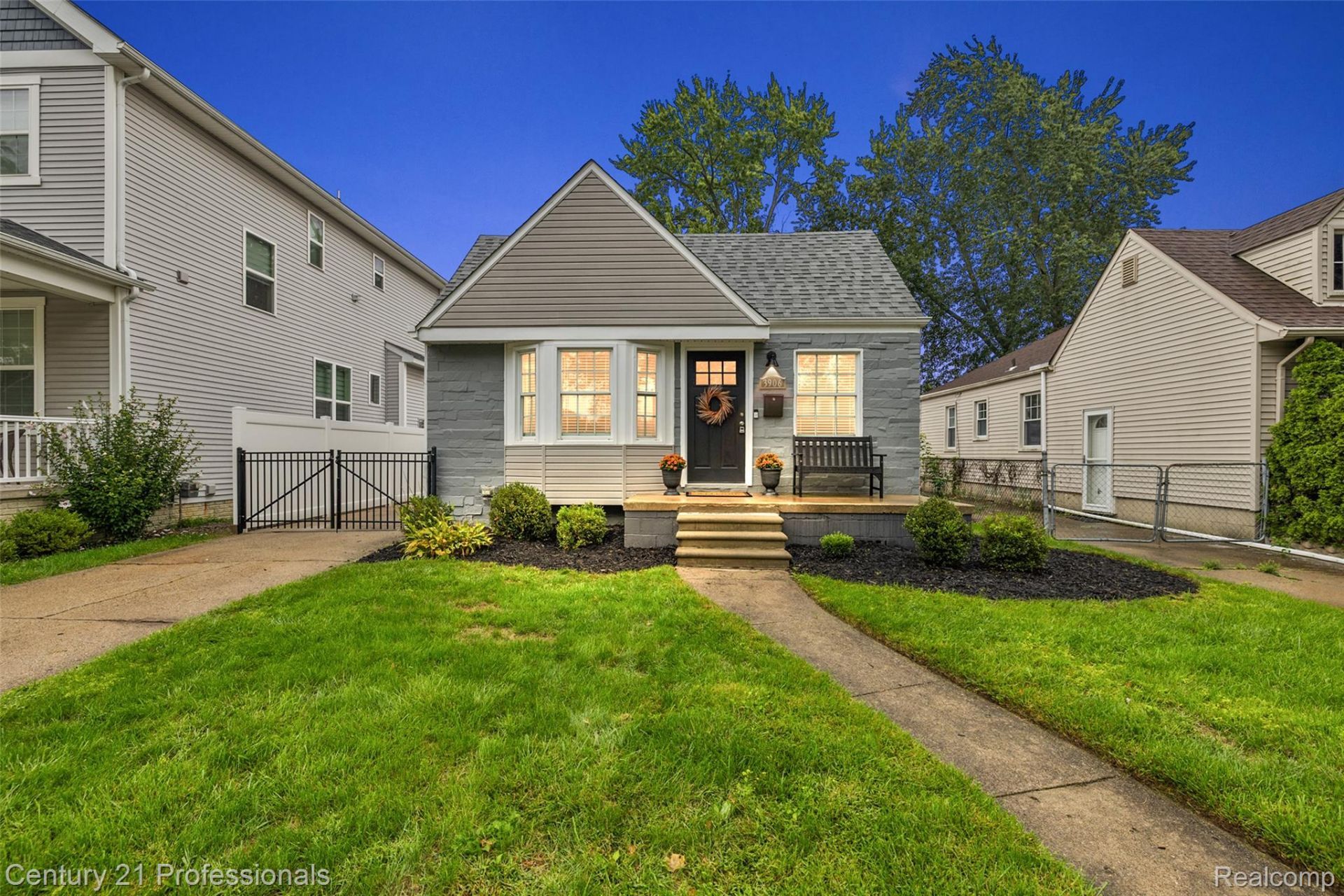 3906 Oakshire Avenue, Berkley, Mi 48072 Main Photo