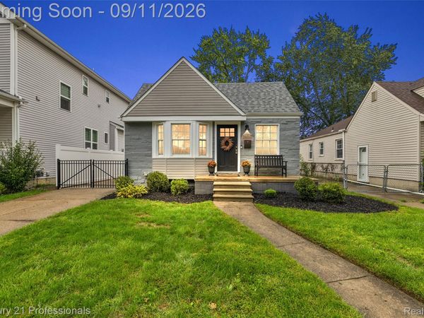 3906 Oakshire Avenue , Berkley, Mi 48072