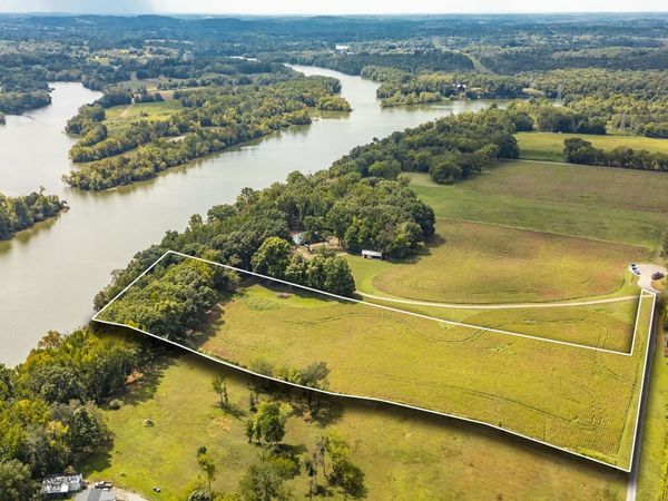 0 Robertson Rd E, Unit 8, Castalian Springs, TN 37031