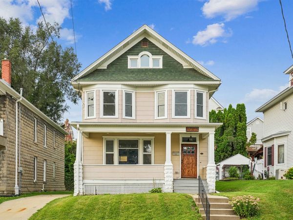 751 Alta Vista Street, Dubuque, IA 52001