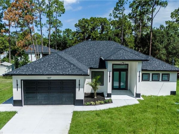 1207 Ramus ST E, LEHIGH ACRES, FL 33974