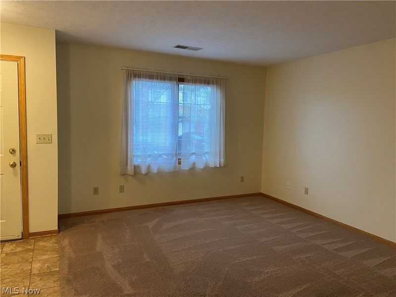 1430 Reimer, Unit C, Wadsworth, OH 44281 Photo 2