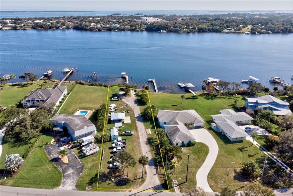 9884 Pine Street, Micco, FL 32976 Photo