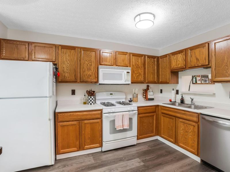 1620 Covina Drive, Columbus, OH 43228 Photo 13