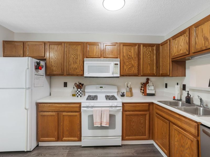 1620 Covina Drive, Columbus, OH 43228 Photo 14