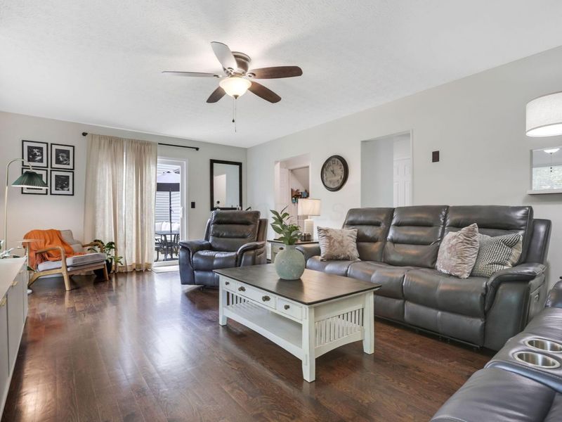 1620 Covina Drive, Columbus, OH 43228 Photo 8