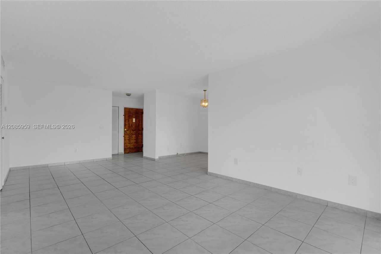 7150 Indian Creek Dr, Unit 505, Miami Beach, FL 33141 Photo