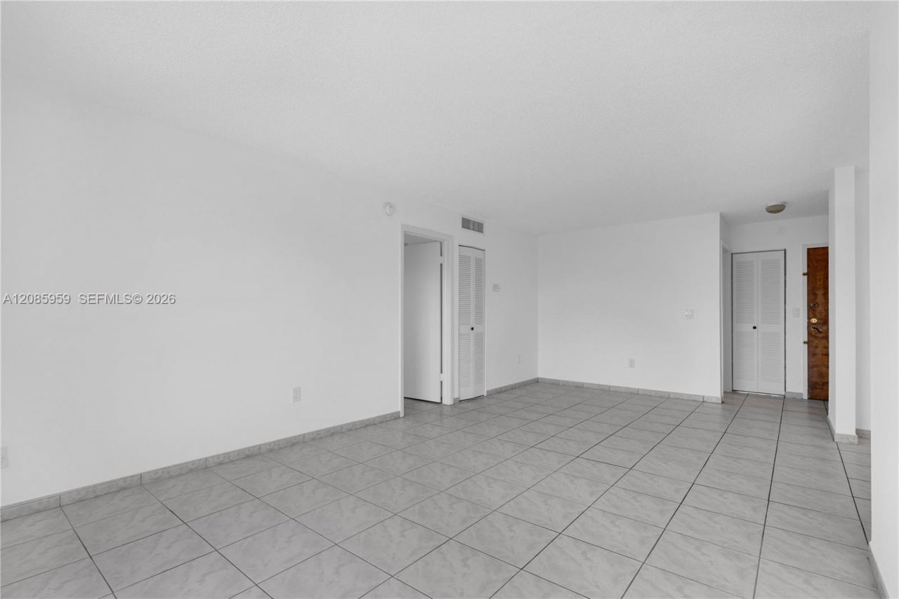 7150 Indian Creek Dr, Unit 505, Miami Beach, FL 33141 Photo