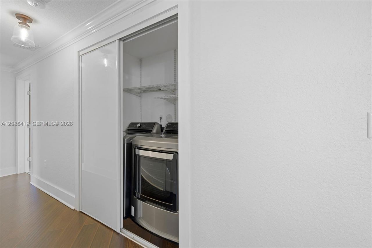 7230 NW 174th Ter, Unit 204, Hialeah, FL 33015 Photo