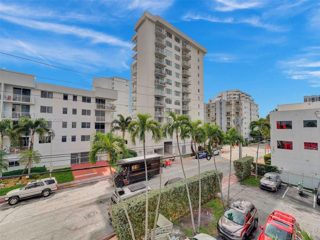 1658 Bay Rd, Unit 303, Miami Beach, FL 33139 Photo