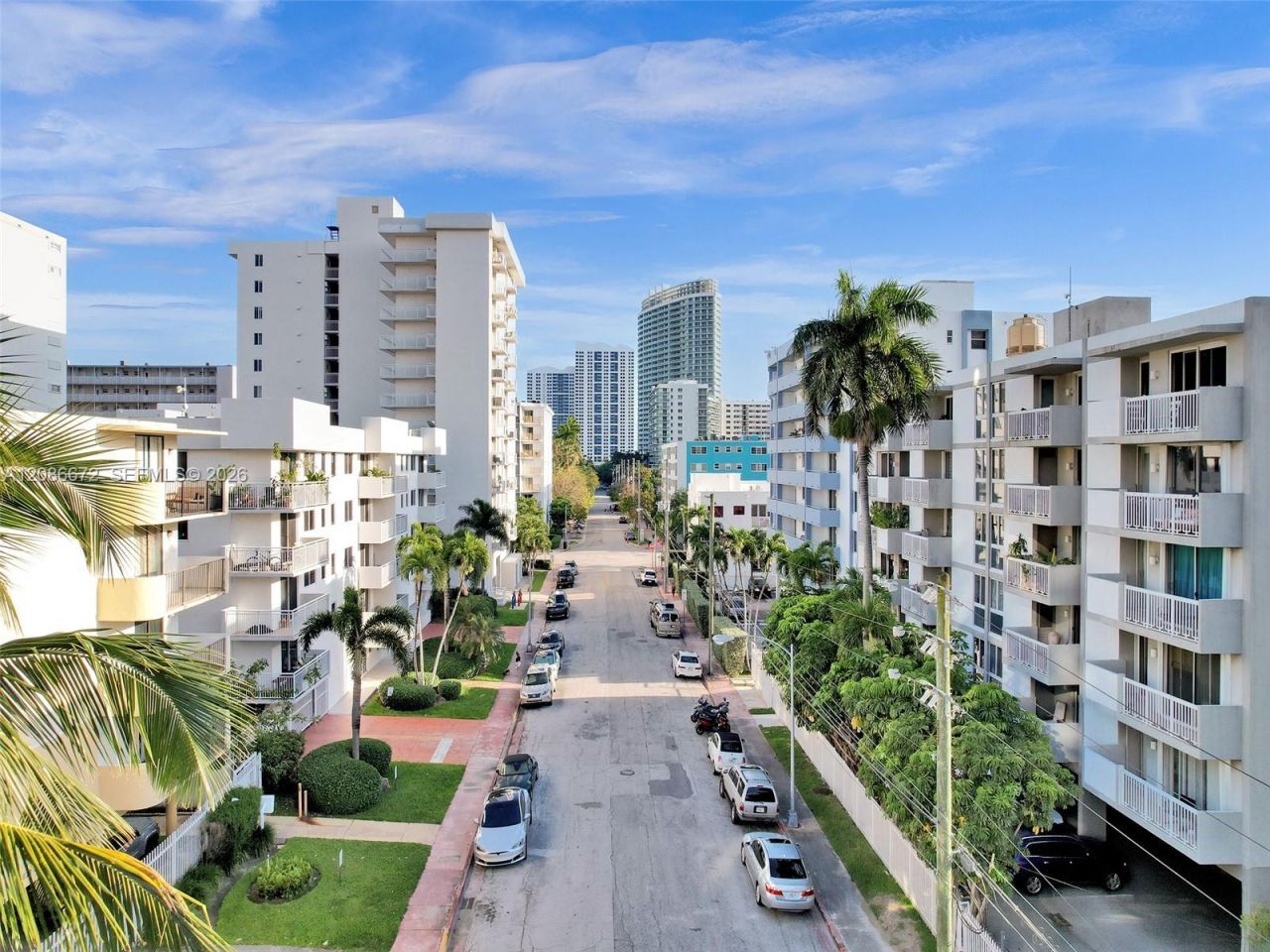 1658 Bay Rd, Unit 303, Miami Beach, FL 33139 Photo