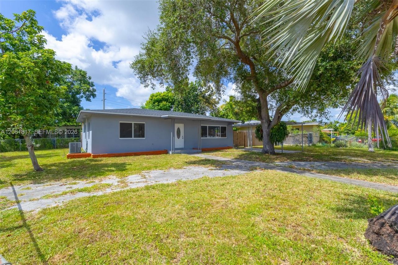 950 NE 164th St, North Miami Beach, FL 33162 Photo