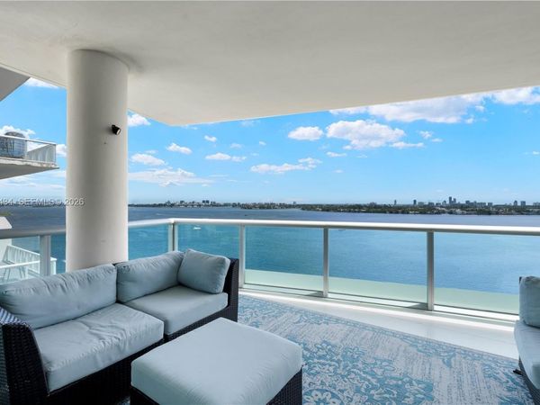7935 East Dr , Unit 1401, North Bay Village, FL 33141