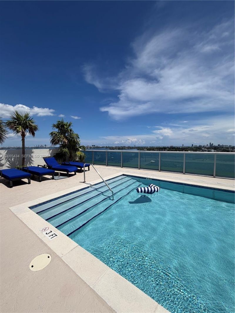 7935 East Dr, Unit 1401, North Bay Village, FL 33141 Photo