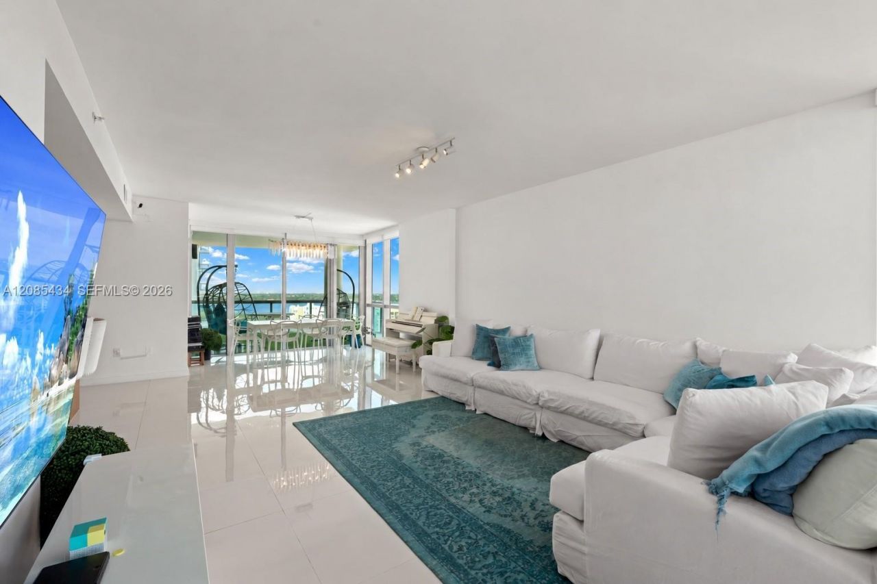 7935 East Dr, Unit 1401, North Bay Village, FL 33141 Photo