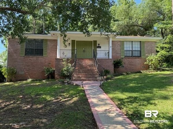 16 Lancers Lane, Unit B, Spanish Fort, AL 36527