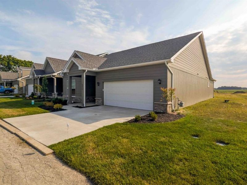 6025 Coventry Circle, Huron, OH Photo 3