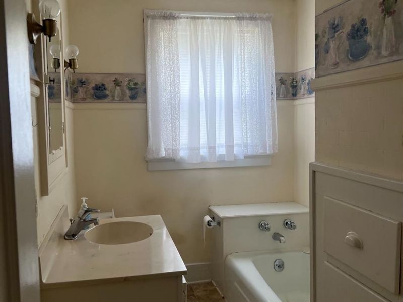 319 S Arch Street, Fremont, OH 43420 Photo 14