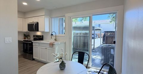1349 El Dorado Drive, Unit F, Gardnerville, NV 89410 Photo