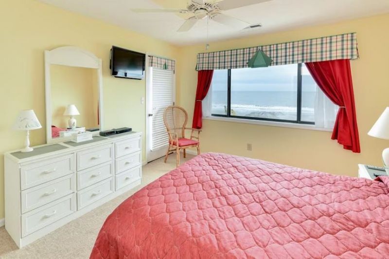 415 N Ocean Blvd. Photo 9
