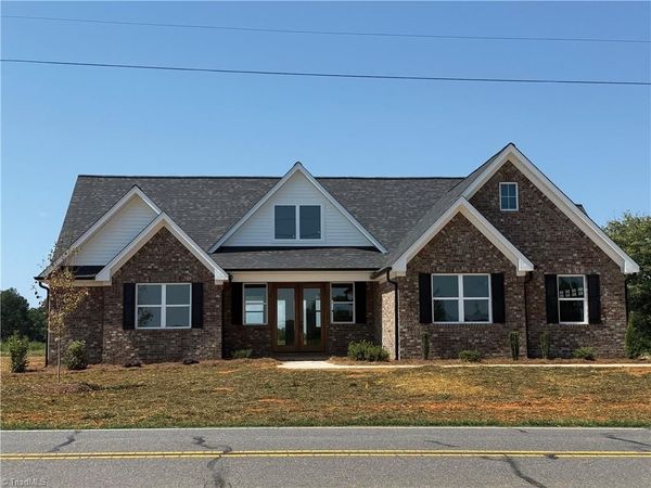 132 GreenHill Road, Mocksville, NC 27028