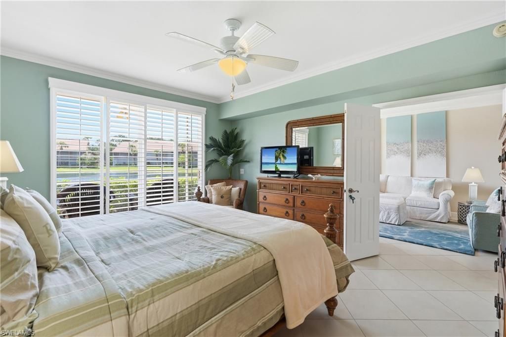 1615 Windy Pines Dr, Unit 5, Naples, FL 34112 Photo