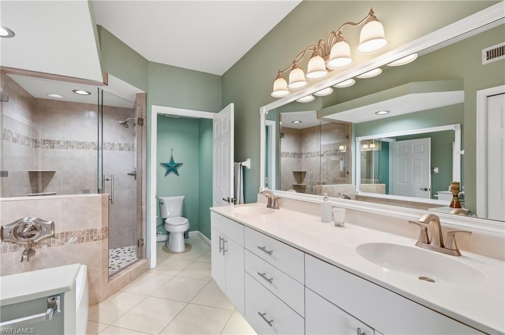1615 Windy Pines Dr, Unit 5, Naples, FL 34112 Photo