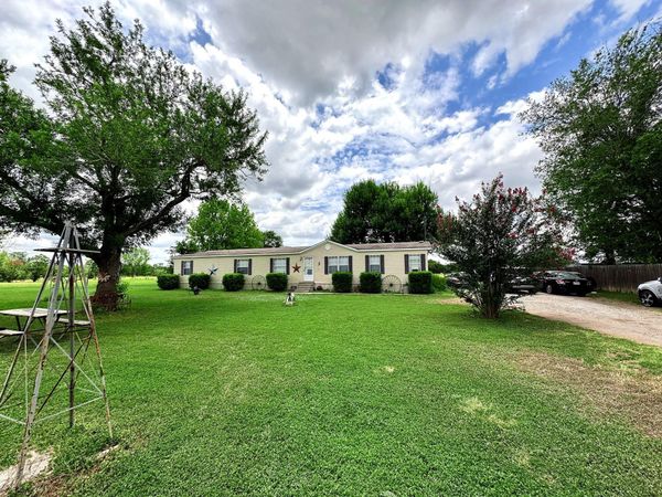 2303 Webberwood DR, Webberville, TX 78621