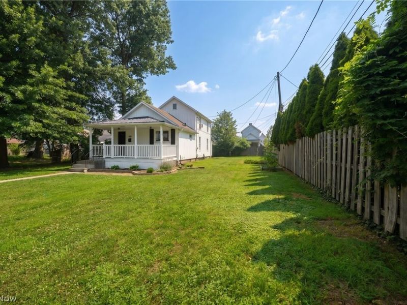 368 4th Drive NW, New Philadelphia, OH 44663 Photo 5