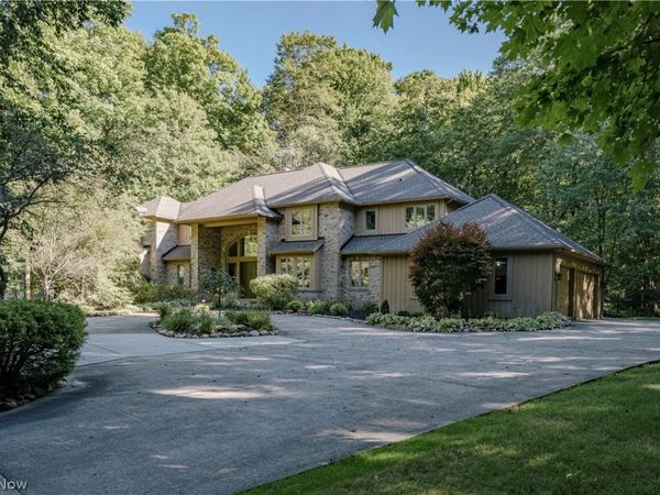 80 Easton Lane , Moreland Hills, OH 44022