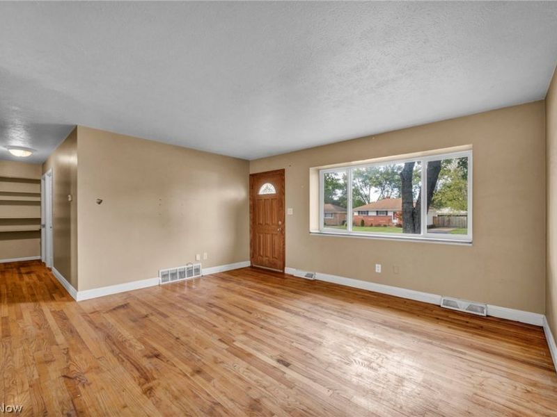 11255 Bobko Boulevard, Parma, OH 44130 Photo 10