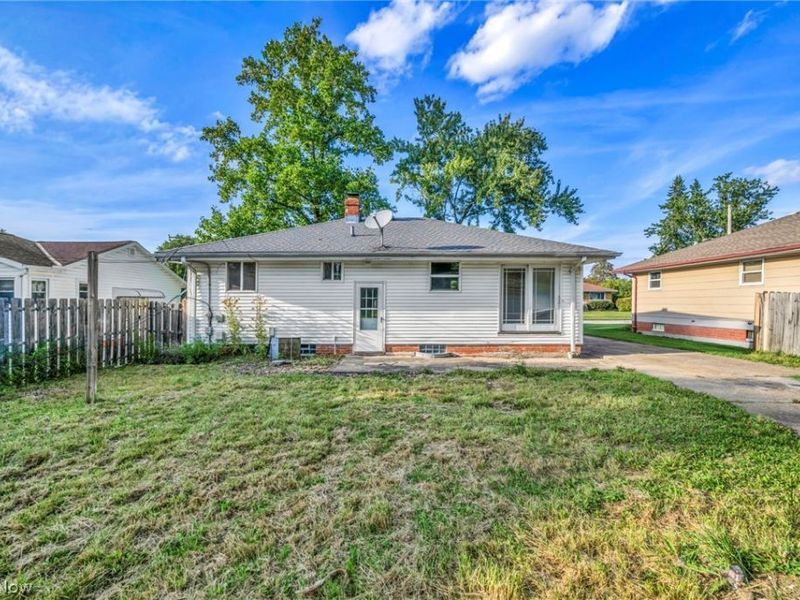 11255 Bobko Boulevard, Parma, OH 44130 Photo 33
