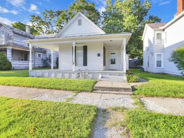 645 E Mulberry Street , Lancaster, OH 43130