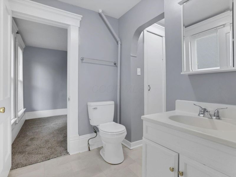 645 E Mulberry Street, Lancaster, OH 43130 Photo 12