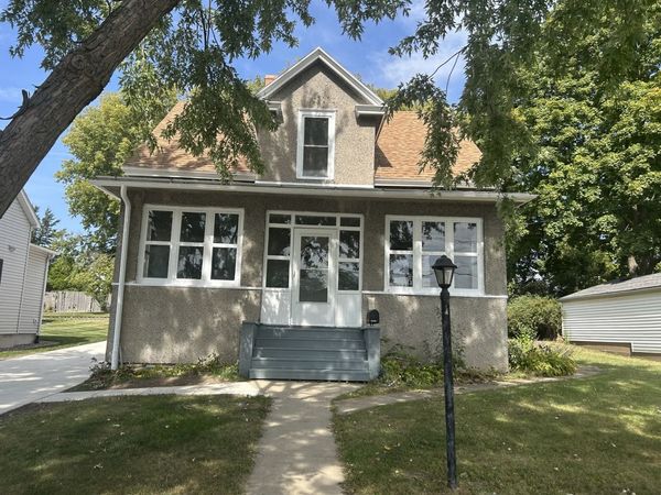 2209 1st Street , Peru, IL 61354