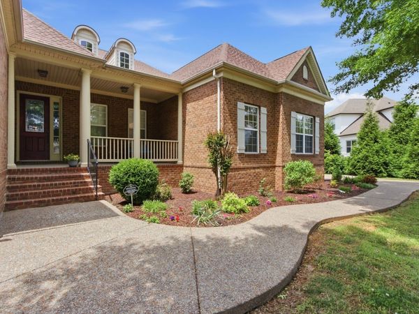 2083 Autumn Ridge Way , Spring Hill, TN 37174