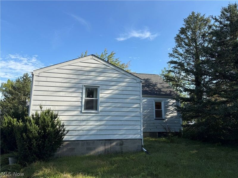 135 Beechwood, Youngstown, OH 44512 Photo 28
