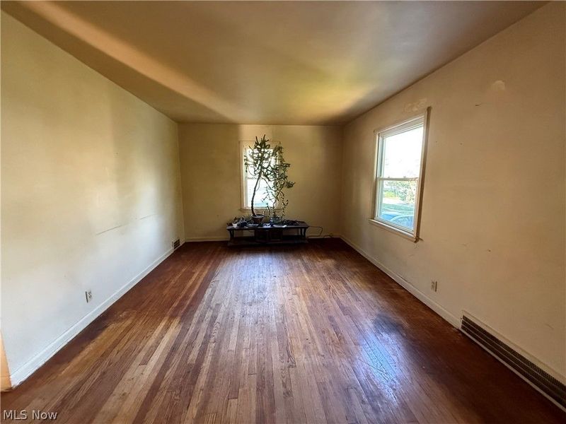 135 Beechwood, Youngstown, OH 44512 Photo 9