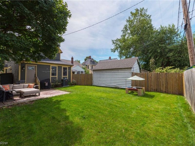 6204 W Clinton Avenue, Cleveland, OH 44102 Photo 10