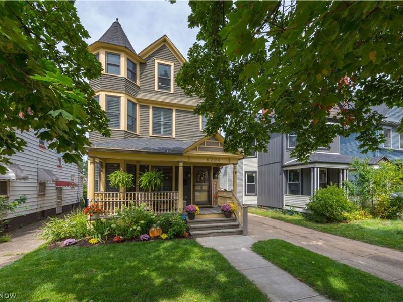 6204 W Clinton Avenue, Cleveland, OH 44102 Photo 3