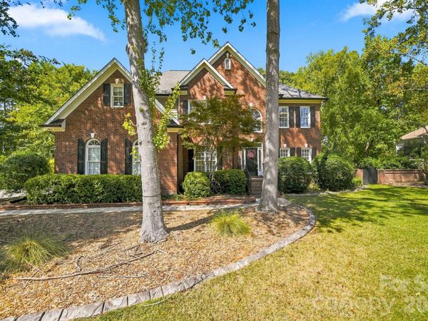 6821 Hollow Oak Drive , Mint Hill, NC 28227