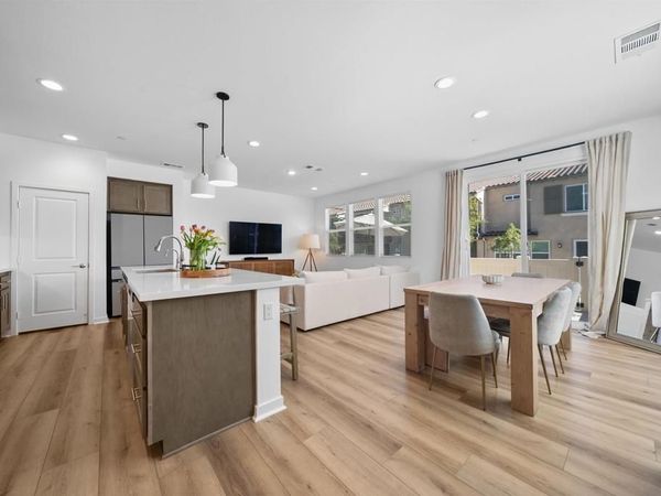39392 Corvina Ln, Temecula, CA 92591