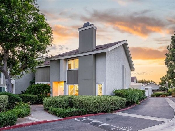 10 Goldenbush, Irvine, CA 92604