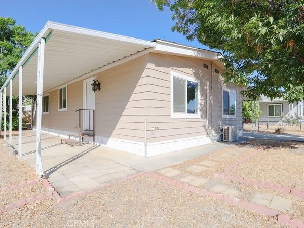315 North Palomar Avenue, San Jacinto, CA 92582